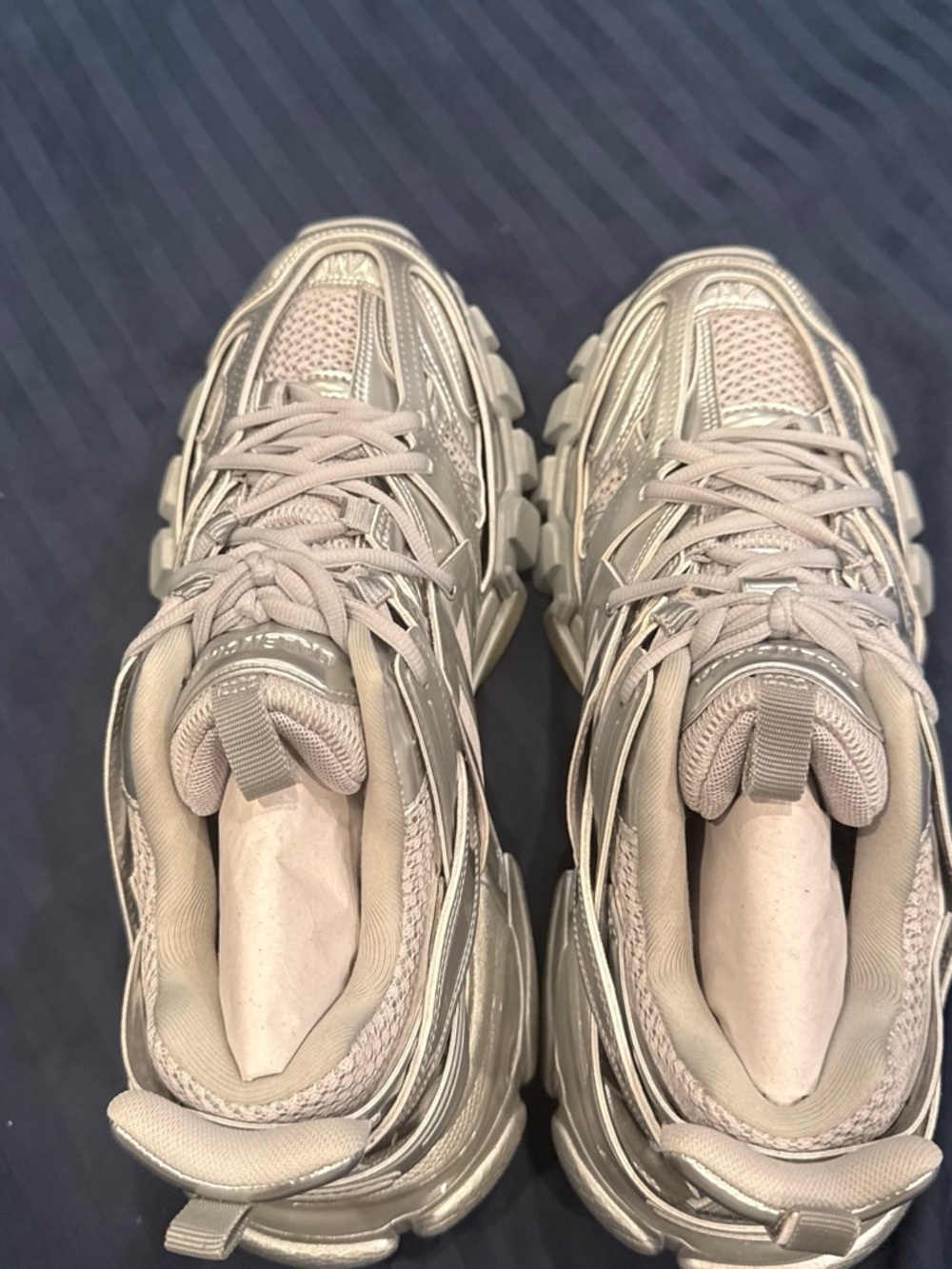 Balenciaga Metallic Silver Lace-Up Track Sneakers brand new with box size men 8 - Picture 3 of 8